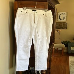 Talbot’s size 16W white denim jeans. NWT.
